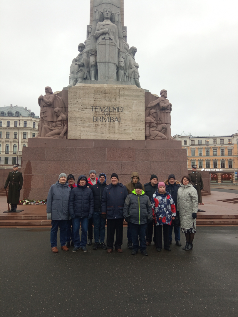 27. janvāra rītā balts busiņš izripoja pa VSAC Kurzeme filiāles “Iļģi” vārtiem